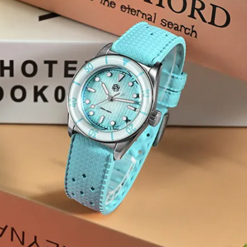 ساعة سان مارتن النسائية كوارتز - مراجعة Guilloché Dial Watch وسعره