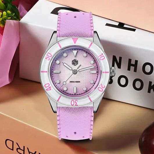 ساعة سان مارتن النسائية كوارتز - مراجعة Guilloché Dial Watch وسعره
