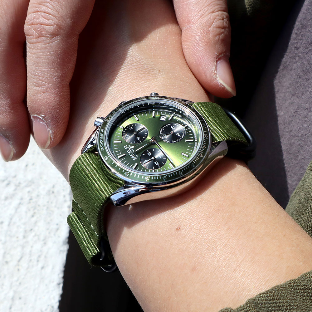 MEGIR جديد للرجال نايلون مضفر  - مراجعة Luxury Watch Green Dial وسعره
