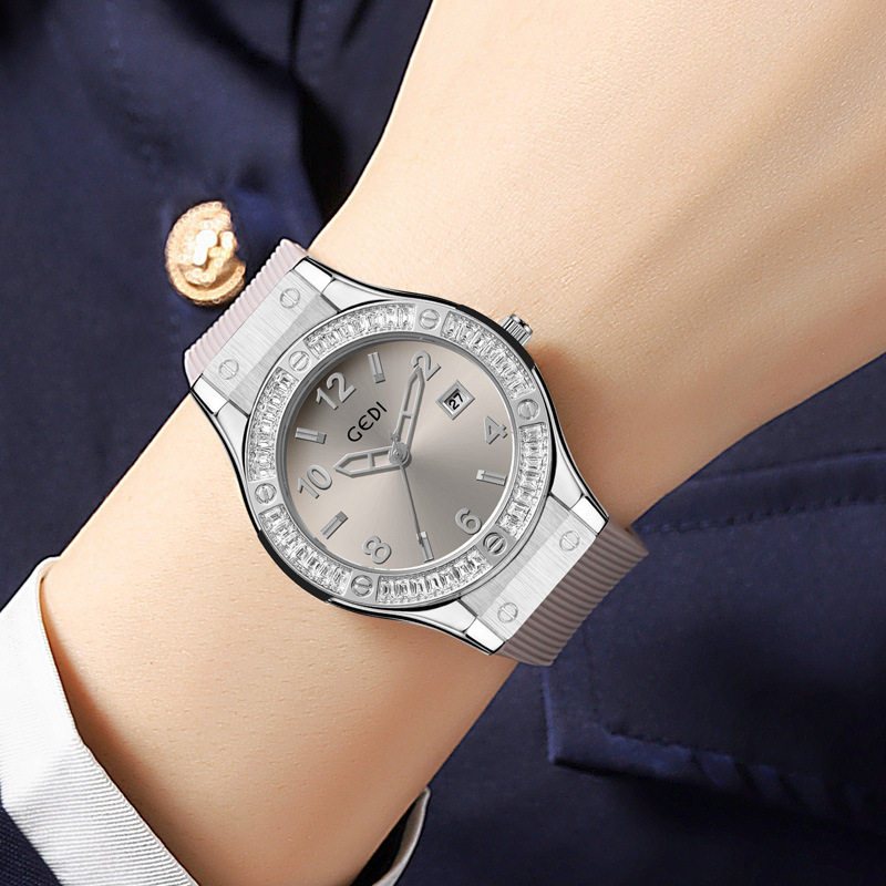 ساعة يد نسائية فاخرة من GEDI م - مراجعة Luxury Watch Arabic وسعره